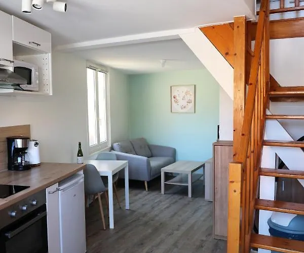 Hébergement de vacances Sweet Riva - Duplex Chaleureux Proche Bourg De *